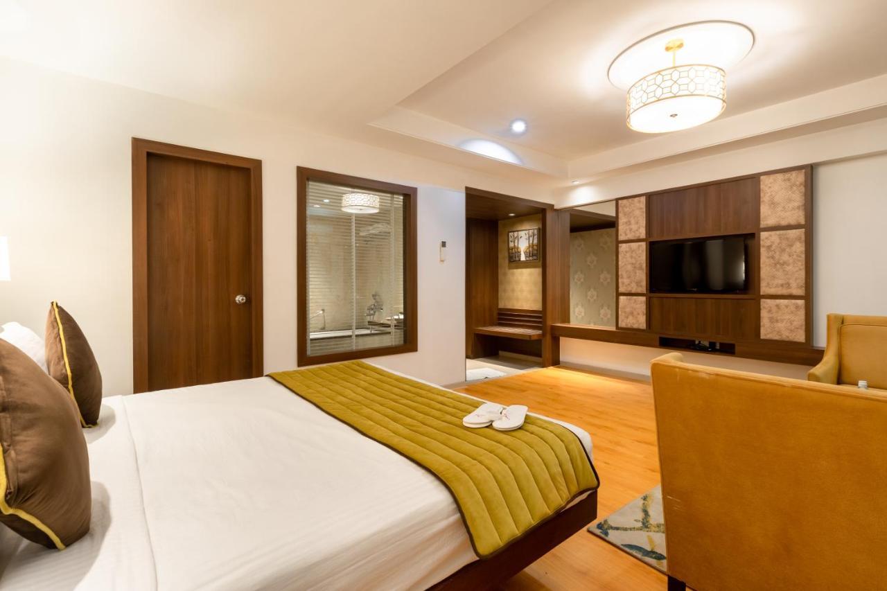 Freesia By Express Inn Palghar Exterior photo