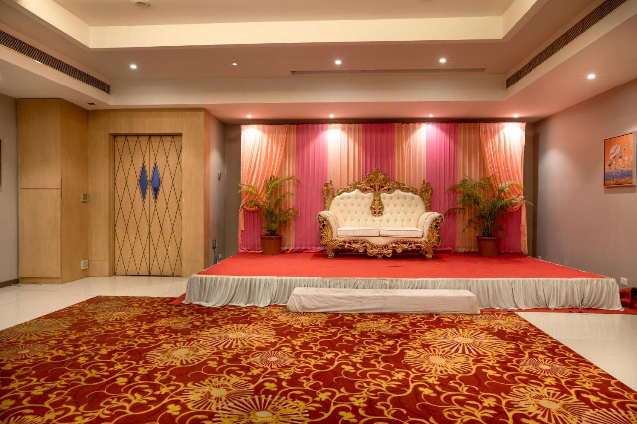 Freesia By Express Inn Palghar Exterior photo