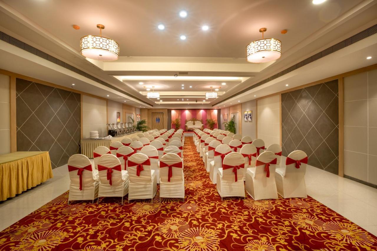 Freesia By Express Inn Palghar Exterior photo